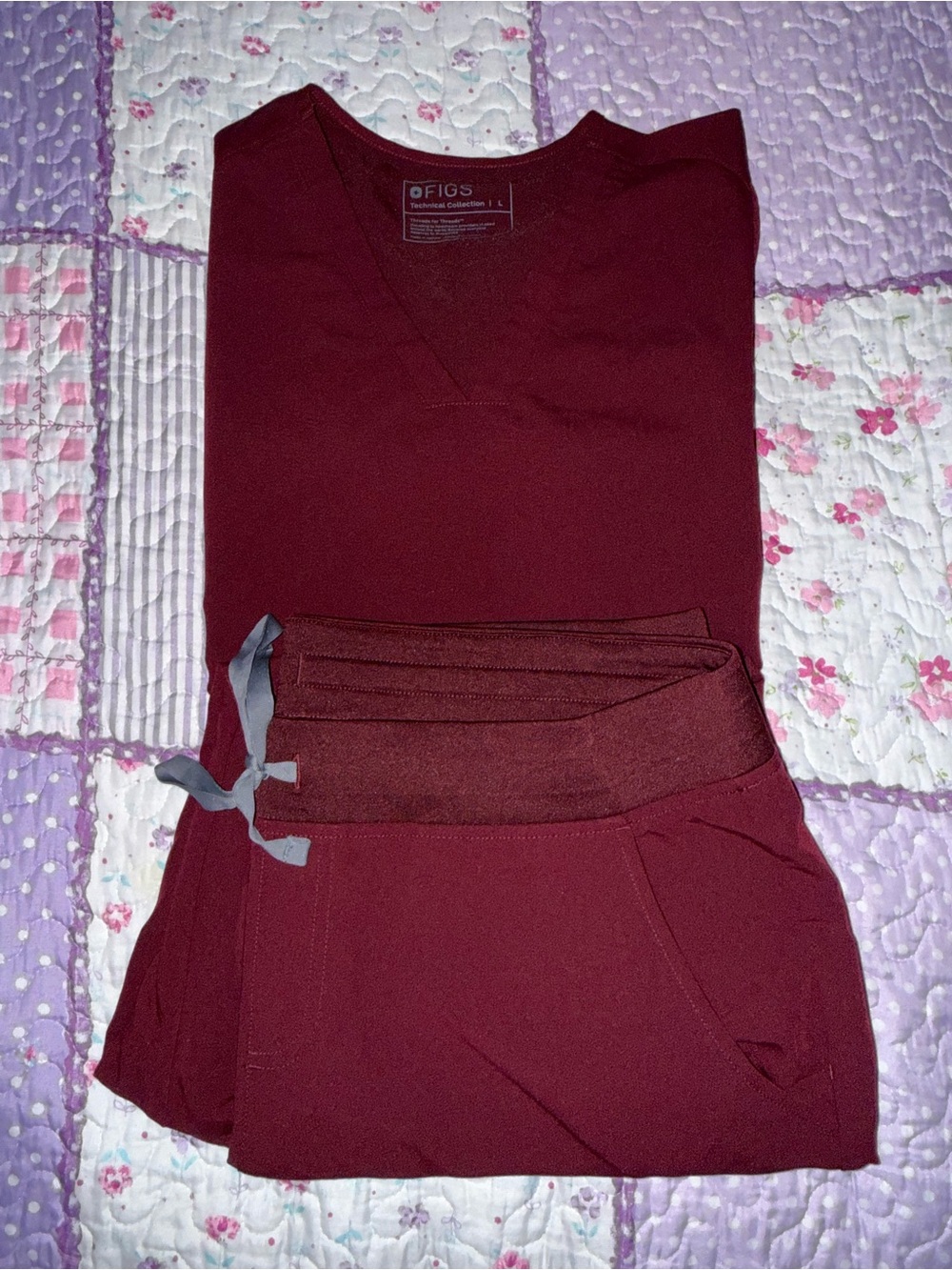 FIGS Technical Collection V-Neck Scrub Top in Burgundy